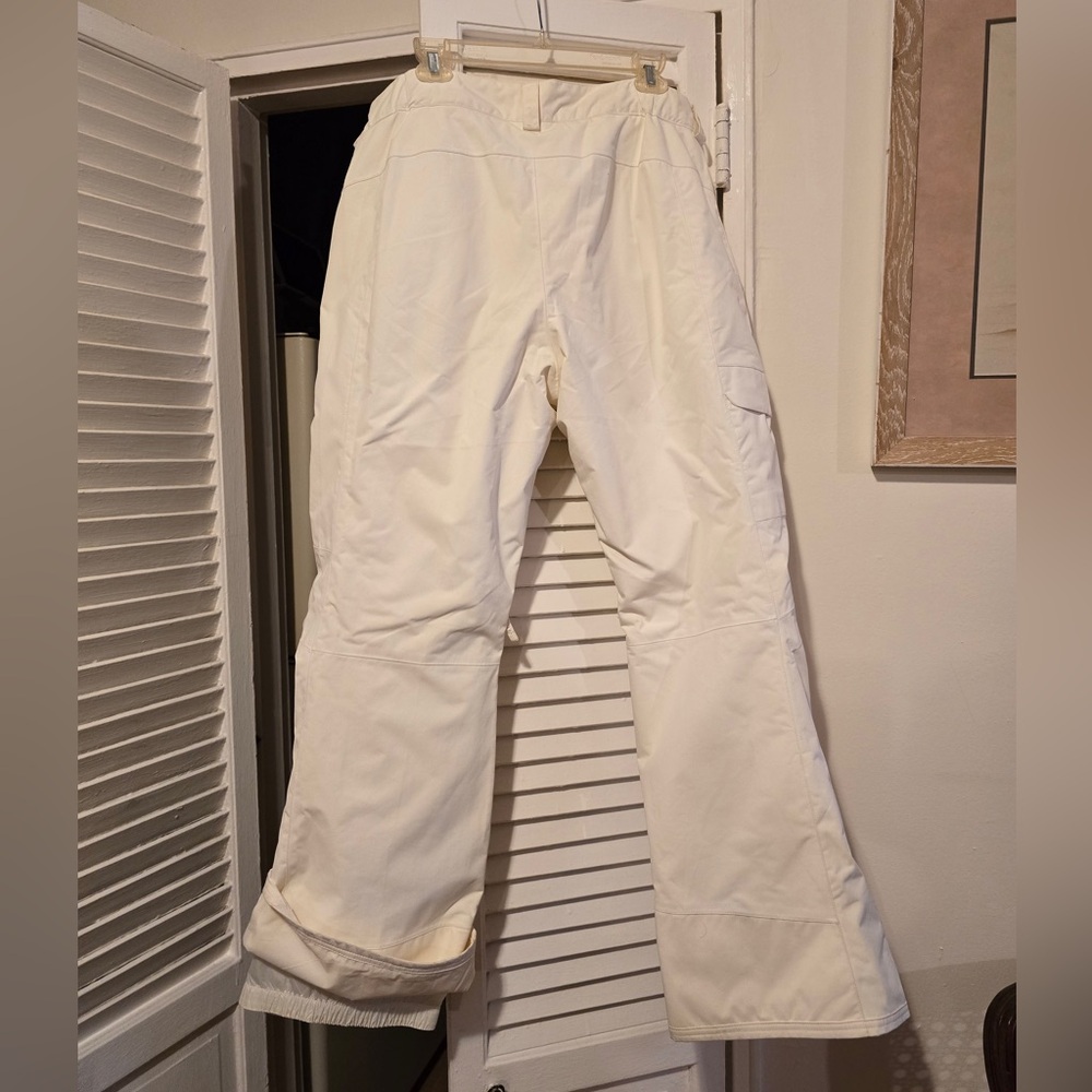 The North Face Women's Cream Snow Pants - Picture 7 of 11
